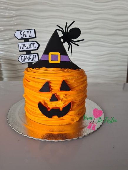 Bolo Tema Halloween, Bolo Halloween Infantil, Imprimibles Halloween, Postres Halloween, Halloween Infantil, Halloween Stencils, Birthday Halloween Party, Halloween Cakes, Halloween Birthday