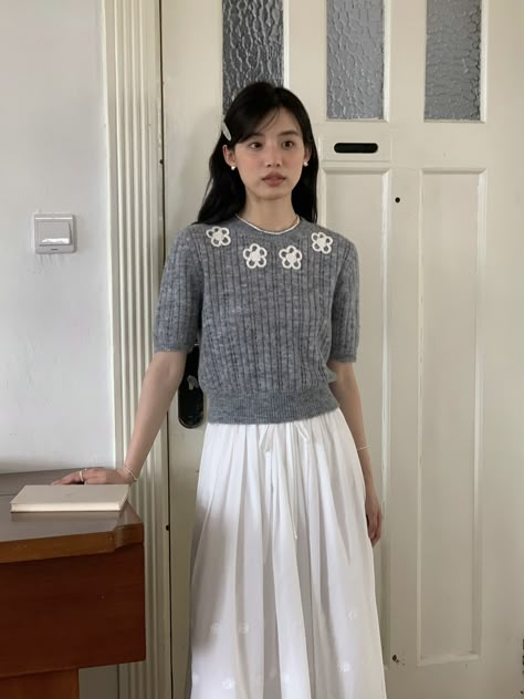 Japanese Fashion Women, Dress Up Dolls, Feminine Outfit, Fashion Design Clothes, Girly Fashion, Lookbook Outfits, Elegant Outfit, Japanese Fashion, Cute Casual Outfits