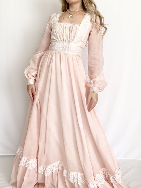 Pink Victorian Dress Aesthetic, Pink Prairie Dress, Aurora Ball Gown, Pink Victorian Aesthetic, Pink Medieval Dress, Pink Victorian Dress, 1900 Dress, 1800s Dresses, Victorian Era Dresses