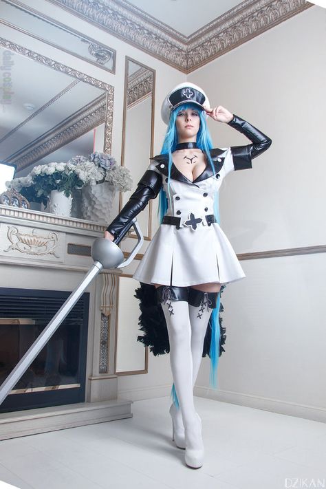 Esdeath Cosplay, Anime Cosplay Ideas, Akame Ga, Super Long Hair, Geek Girls, Best Cosplay, Cosplay Anime, Cosplay Costumes, Amazing Women