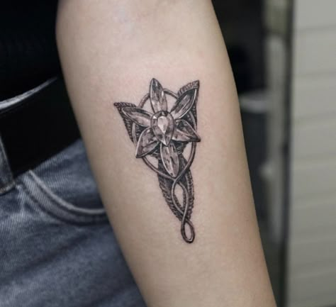 Evenstar Tattoo, Pendant Tattoo, Arwen Evenstar, Lotr Tattoo, Korean Tattoo, Lord Of The Rings Tattoo, Rings Tattoo, Korean Tattoos, Ink Therapy