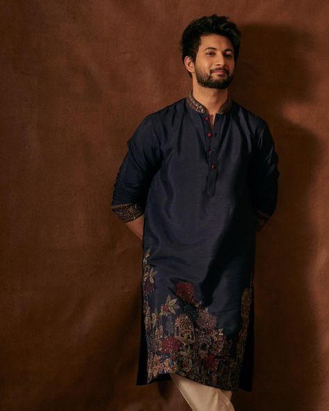 Traditional Kurta For Men, Traditional Indian Mens Clothing, Kurta Designs Men's, Pathani For Men, Latest Kurta Designs, Man Dress Design, Mens Traditional Wear, Indian Wedding Clothes For Men, Wedding Kurta For Men