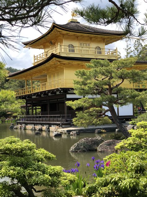 Kinkakuji temple - Kyoto - Japan, 2019. Japan City, Japan Temple, Ipad Background, Imperial Palace, Japan Trip, Kyoto Japan, Japan Travel, Kyoto, Palace