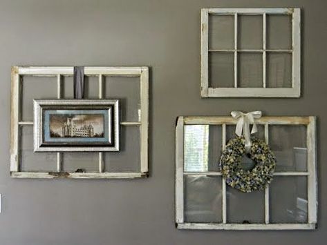 Old Door Ideas, Old Window Crafts, Window Pane Decor, Old Window Decor, Old Window Panes, Window Frame Decor, Old Window Projects, Old Window Frames, Summer Mantel