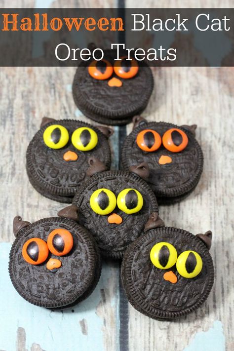 Oreo Treats, Classroom Halloween Party, Orange Icing, Halloween Snack, Holiday Sides, Easy Halloween Food, Halloween Black Cat, Mouthwatering Recipes, Easy Treats