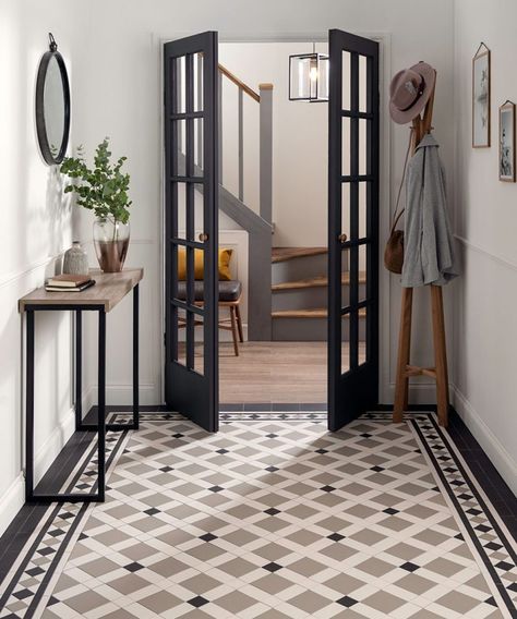 Tile trends 2020 – from Art Deco to new heritage and terrazzo Hall Tiles, Victorian Hallway, Victorian Floor Tiles, Victorian Floor, Tiled Hallway, Hallway Flooring, Hallway Designs, Tile Trends, Hall Decor