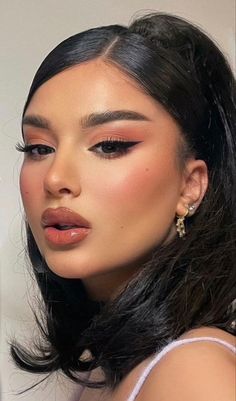 No Make Up Make Up Look, Makeup Skills, Mekap Mata, Latina Makeup, Formal Makeup, Professional Tips, Eye Makeup Pictures, Ethereal Makeup, Dope Makeup