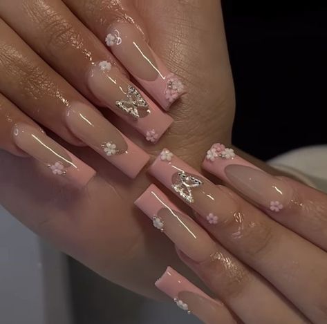 Light Pink Aesthetic Nails, Pink Aesthetic Nails Acrylic, Nails Light Pink French Tip, Pink Graduation Nails, Light Pink French Tip Nails, Light Pink French Tip, Pink Aesthetic Nails, Nail Ideas French Tip, Nails Pink French Tip