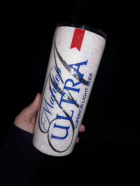 Michelob Ultra Tumbler, Michelob Ultra Beer, Ultra Tumbler, Tumbler Cups Personalized, Tumbler Making, Epoxy Tumblers, Michelob Ultra, Yeti Cup, Cup Ideas