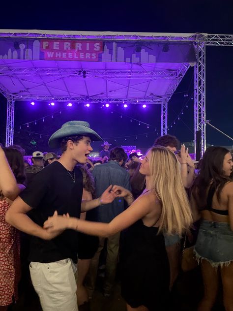 This Kind Of Love, Country Music Festival, Regular People, Teenage Love, My Kind Of Love, The Love Club, Concert Fits, Cute Couples Photos, Relationship Goals Pictures