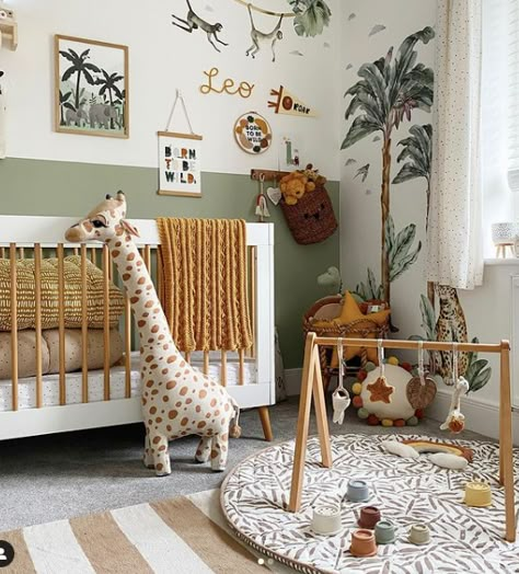 Jungle Theme Nursery, Safari Theme Nursery, Baby Nursery Inspiration, Baby Room Neutral, Baby Room Themes, Baby Boy Room Decor, Jungle Nursery, Nursery Room Boy, Nursery Room Design