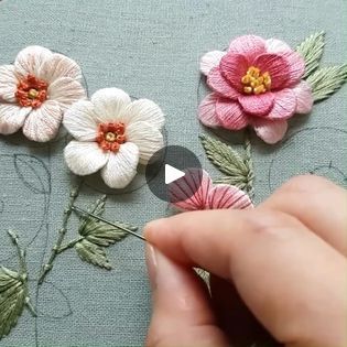 Flower Stitch, Embroidery 3d, Lazy Daisy Stitch, Hand Embroidery Flowers, Learn Embroidery, Brazilian Embroidery, Handwork Embroidery Design, Cute Embroidery, Hand Embroidery Art