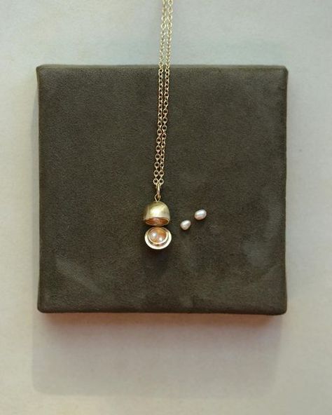 Dunton Ellerkamp on Instagram: "Gold Egg Pendant | Talisman Vessel
Solid 14k yellow gold, seed pearls, on an 18 inch chain.
Handmade in New York." Seed Pearl, Seeds, Yellow Gold, Yellow, Chain, Pendant, Gold, Instagram