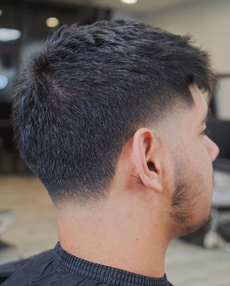 Taper Fade Haircut Straight Hair Men, Taper Fade Asian Hair, Taper Fade Textured Top, Mid Tapper Hair, Tapper Fade Boys Haircut, Men’s Taper Fade, Tapper Fade Alto, Tapper Fade Men, Taper Fade Pelo Corto