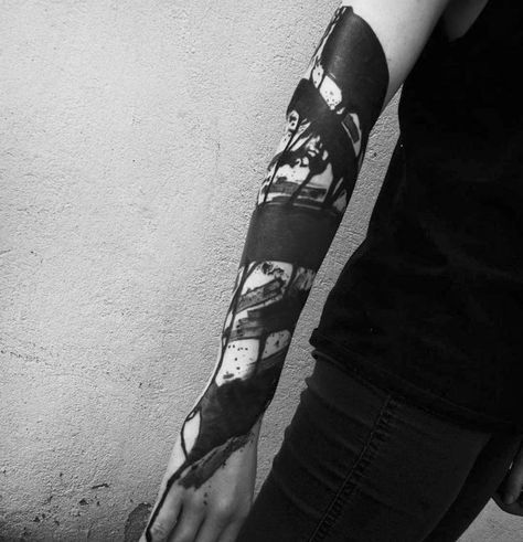 Heavy Blackwork Tattoo, Paint Tattoos, Paintbrush Tattoo, Voll Arm-tattoos, Geometric Tattoo Sleeve Designs, Tattoo Font For Men, Science Tattoos, Abstract Tattoo Designs