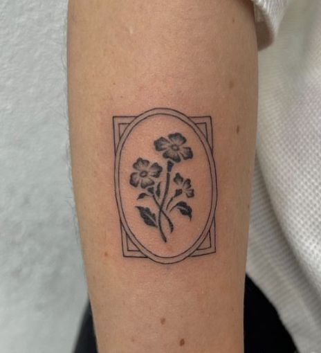 Similar Concept Tattoos, Tattoos In Squares, Bold Linework Tattoo, Dainty Upper Arm Tattoos For Women, Cool Filler Tattoo Ideas, Square Frame Tattoo, Framed Art Tattoo, Symmetric Tattoos, Flower In Frame Tattoo