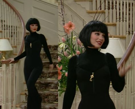 Massuse Outfit, The Nanny Fashion Outfits Fran Drescher, The Nanny Fran Outfits, Franny Fine Outfits, Fran Drescher Outfits The Nanny, The Nanny Outfits Fran Drescher, Fran Fine Outfits The Nanny, Nanny Fran Outfits, Fran Drescher Outfits 90s