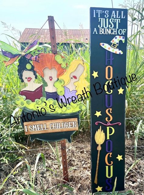 Hocus Pocus Decor, Hocus Pocus Halloween Decor, Hocus Pocus Halloween, Fall Wood Signs, Easter Door Hanger, Halloween Door Hangers, Easter Door, Wooden Door Hangers, Spring Door