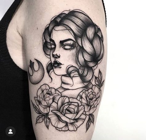 Star Wars Female Tattoo, Queen Amidala Tattoo, Star Wars Flower Tattoo, Full Body Tattoo Ideas, Luke Tattoo, Leia Tattoo, Princess Leia Tattoo, Star Wars Tattoo Sleeve, Star Wars Tattoo Ideas