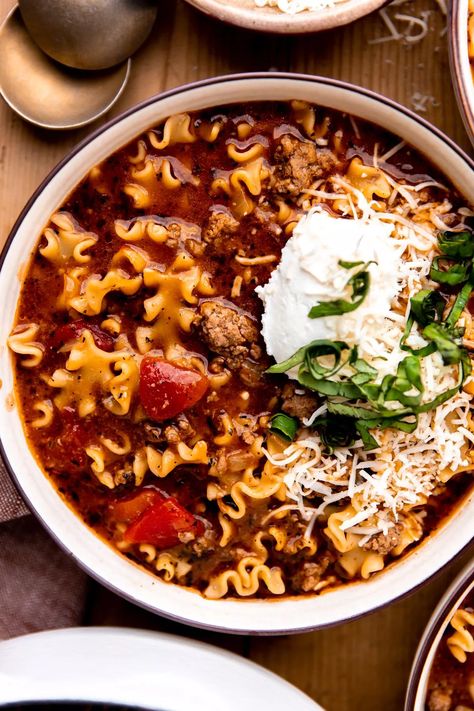 Lasagna Soup-7 Garlic Bread Lasagna, Mini Lasagna, Lasagna Noodles, Classic Lasagna, Garlic Cheese Bread, Ricotta Pasta, Lasagna Soup, Beef Stock, No Noodle Lasagna