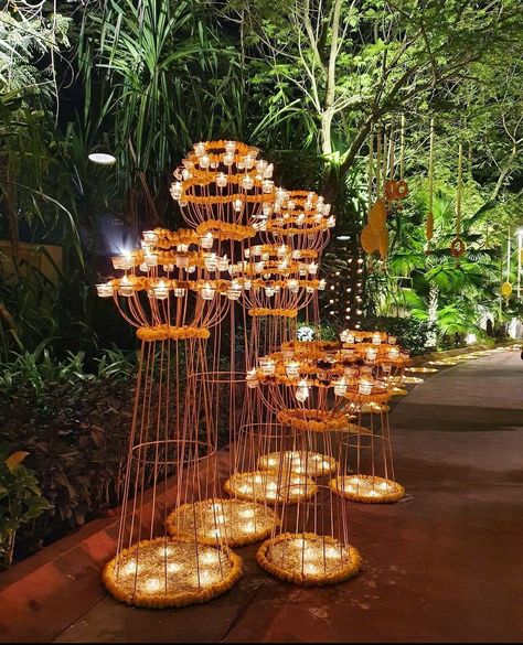 Diwali House Lighting Outdoor, House Lighting Outdoor, Indian Wedding Decor, Happy Lights, Lights Decor, Eco Decor, Mandap Decor, Luxury Wedding Decor, Diwali Party