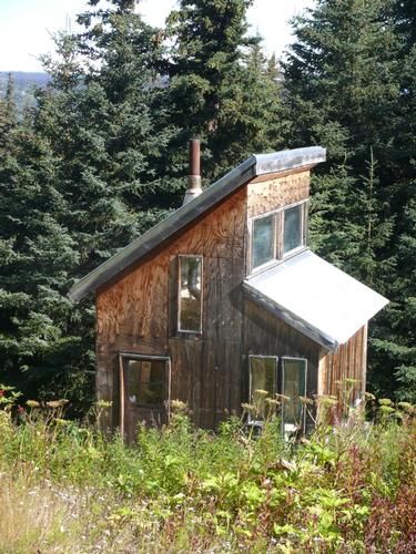 Cabin Loft Wood Small | LandsofAmerica.com - Sold Land near Homer, Alaska - Kenai Peninsula ... Tiny House Cottage, Cabin Loft, Homer Alaska, Kenai Peninsula, Woodland House, Cabin Tiny House, Tiny Cabins, Cottage Cabin, Tiny Cabin