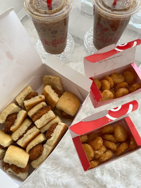 Chickfila Breakfast, Chik Fil A Breakfast, Chik Fil A Aesthetic, Chic Fil A Breakfast, Chick Fil A Breakfast, Frosted Coffee Chick Fil A, Chick Fil A Aesthetic, Chick Fil A Order, Chick Fil A Board