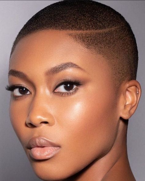 Haircuts For Girls, Low Cut Hair Black Women, Short Hair Shaved Sides, Fade Haircut Women, Black Women Short Hairstyles, Short Natural Haircuts, Short Natural Curly Hair, Short Hair Designs, Shaved Hair Cuts