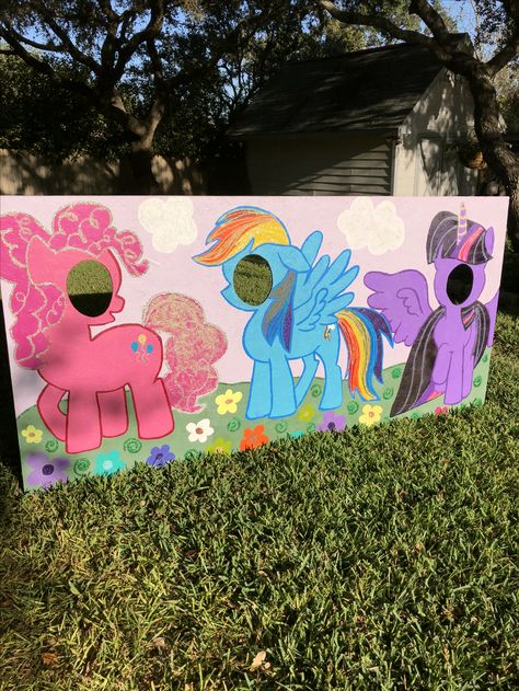 Pinkie Pie Birthday Party, My Little Pony Birthday Party Ideas, Pony 3rd Birthday Party, My Little Pony Birthday Party Decorations, My Little Pony Party Ideas, Pony Party Ideas, Pink Pony Club Birthday Party, Rainbow Dash Birthday Party, Pink Pony Club Birthday