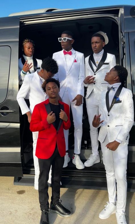 Prom Sneakers Men, Prom Suits 2023, Prom Sneakers Outfit, Red Prom Outfits For Guys, Tuxedo With Sneakers, Hoco Suits For Guys, Sneaker Ball Outfit Ideas Men, Prom Men Outfit Ideas, Male Prom Outfits