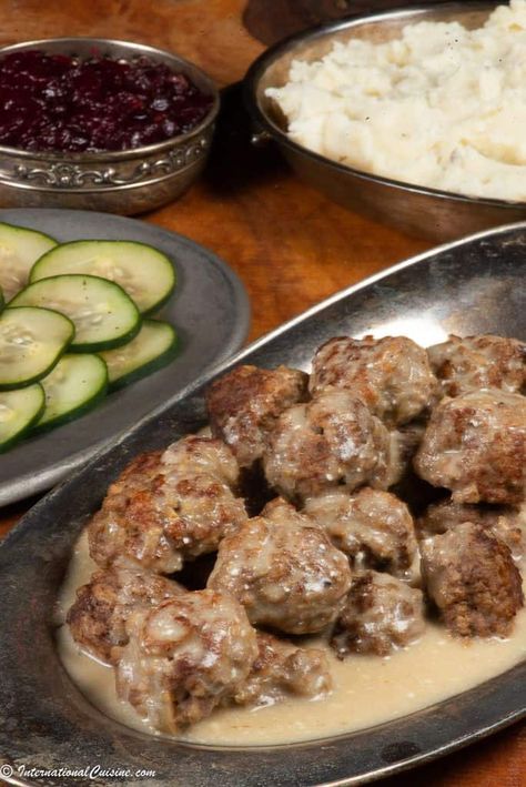 Swedish meatballs are considered to be the national dish of Sweden. They are popular throughout the world and a symbol of the nation. #swedishfood #swedishmeatballs #swedishcuisine #sweden #nationaldish Authentic Swedish Meatballs, Hunting Recipes, Polish Pierogi, Swedish Cuisine, Swedish Food, Swedish Dishes, Creative Cooking, National Dish, Swedish Meatballs