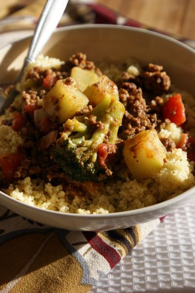 Couscous & Beef - Feed Me I'm Hungry Green Beans Carrots, Making Couscous, Count Calories, Tasty Lunch, Stewed Tomatoes, Eat Healthier, Beef Recipe, Beef Stock, Roasted Meat