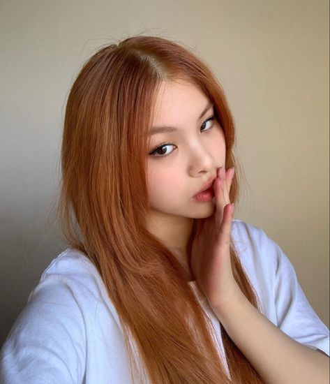 Asian With Ginger Hair Color, Milk Tea Ginger Hair, Asians With Orange Hair, Cooper Hair Color Asian, Orange Asian Hair, Kpop Ginger Hair, Ginger Hair On Asian Women, Dark Ginger Hair Asian, Korean Orange Hair