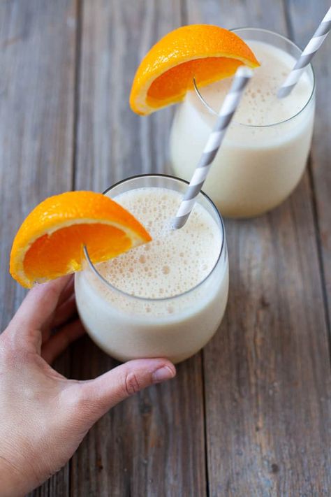 Because every one deserves to have a little fun, this grown-up fresh Orange Julius is made from Florida Orange Juice, and is the perfect drink to celebrate with! Protein Shake Ingredients, Florida Orange Juice, Orange Julius Recipe, Orange Julius, Florida Oranges, Fresh Orange, Orange Creamsicle, Mothers Day Brunch, Vanilla Protein Powder