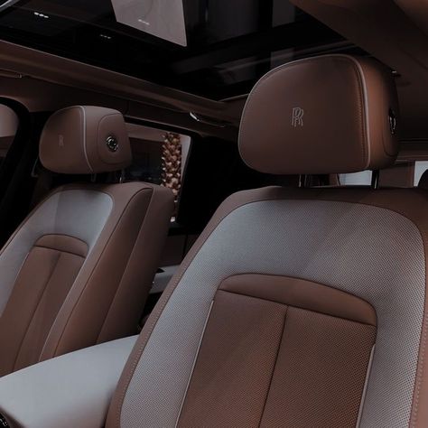 Brown Car Interior, Brown Car, Cream Car, Girly Car Accessories, Silver Car, Girly Car, Car Goals, Brown Interior, Pretty Cars