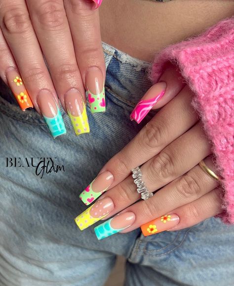 Acrylic Nails Summer, Nail Art 2023, Mix Match Nails, Spring Nails 2023, Rave Nails, Almond Acrylic, Crazy Nail Art, Unghie Nail Art, Nails Tutorial