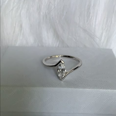 New Marquise Shaped Solitaire Engagement Ring Size 8. Stamped 925 Sterling Silver Band With Cubic Zirconia Center Stone. Same Day Shipping With Gift Box Included. Moissanite Engagement Rings Silver, Rhombus Engagement Ring Silver, Silver Twisted Engagement Ring, Double Band Marquise Ring, Unique Marquise Engagement Ring Silver, Marquise Silver Ring, Marque Wedding Rings, Marquise Promise Ring, Colored Marquise Engagement Ring