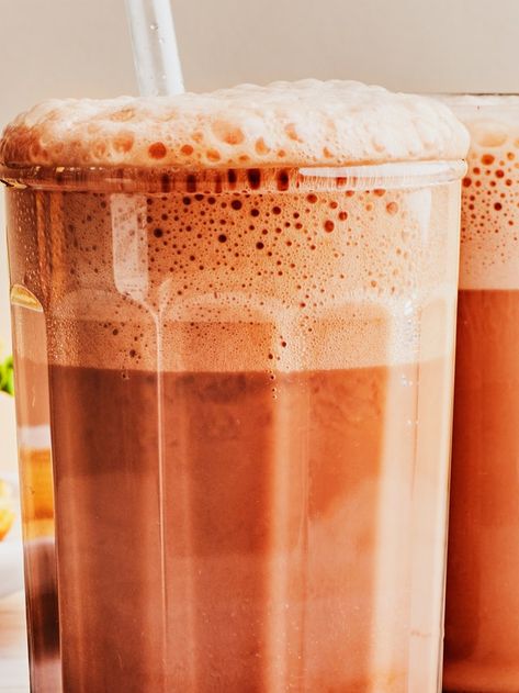 Egg Flip Drink, Chocolate Egg Cream, French Chocolate Drink, Egg Cream Drink Recipe, Egg Cream Drink, Vanilla Egg Cream Drink, Egg Cream Recipe, Japanese Cream Soda, Creme Soda