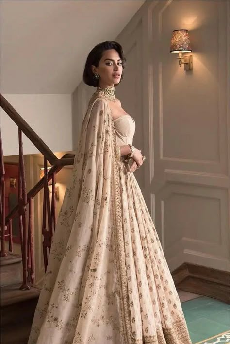 Old Money Lehenga, Sabyasachi Wedding Lehenga, Diipa Khosla, Sabyasachi Wedding, Desi Wedding Dresses, Wedding Lehenga Designs, Bridal Lehenga Collection, Desi Fits, Wedding Lehengas