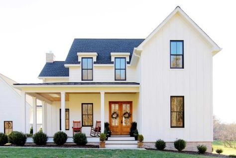 Casement vs Double Hung Windows: Choosing the Right One for Your House - Plank and Pillow Farmhouse Trends, Farmhouse Exterior Design, Farmhouse Architecture, Modern Farmhouse Design, Modern Farmhouse Exterior, Farmhouse House, White Farmhouse, Farmhouse Exterior, Farmhouse Homes