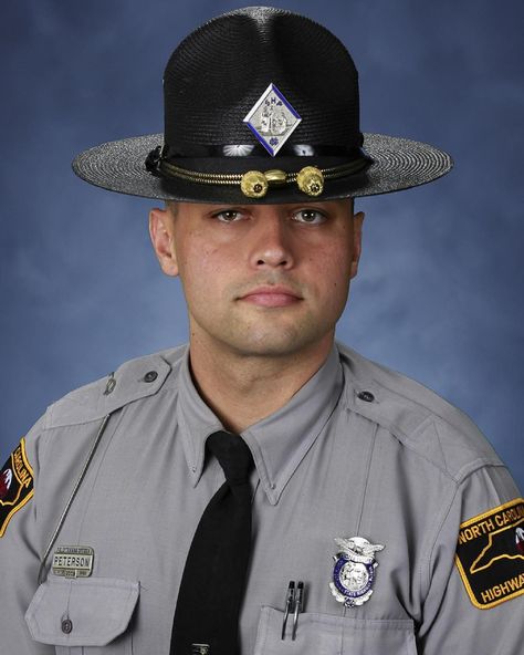 The Officer Down Memorial Page (ODMP) True Crime Fighters Brandon Carroll Peterson was a Trooper for the North Carolina Highway Patrol, North Carolina. He died on April 7, 2017 from a heart attack shortly after attempting to stop a vehicle driving the wrong way in the snow. He followed the vehicle for three miles before he was safely able to stop it. He completed his shift and collapsed shortly after returning home. North Carolina Highway Patrol, Need For Speed Carbon, Officer Down, Police Hat, British Traditions, John Boyega, Plymouth Fury, Highway Patrol, State Trooper