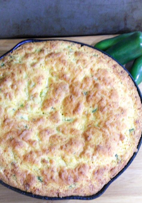 When it comes to crawfish, mudbugs, crayfish, crawdads whichever name you choose to call those little crustaceans that resemble small lobsters, there's no denying how delicious they taste when boiled in cajun seasoning or using the meat from the tails in a tasty recipe like this Crawfish Jalapeno Cornbread. Often when my family has boils, we cook more crawfish than needed so we can have leftovers and we peel the meat from the tails to freeze them until we want to whip up one of our favorite craw Cajun Recipes Easy, Crawfish Boil Recipe, Craw Fish, The Best Cornbread, Jalapeño Corn, Best Cornbread, Crawfish Pie, Crawfish Recipes, Jalapeño Cornbread