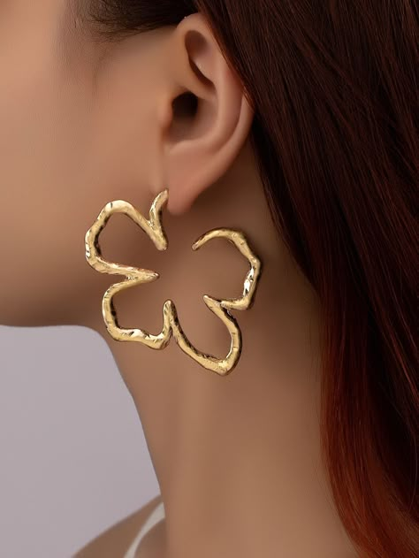 Gold Collar Zinc Alloy Embellished Women's Fashion Jewelry Earrings Trends, Jewelry Booth, K Jewelry, Accessorize Jewellery, Brass Jewellery, Brass Ornaments, Laser Cut Earrings, Tear Drop Earrings, Cut Earrings