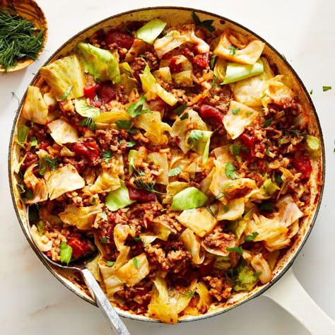 Cabbage Roll Skillet, Bacon Fried Cabbage, Unstuffed Cabbage, Cabbage Roll, Fried Cabbage, Skillet Dinners, Cabbage Leaves, Easy Family Dinners, Cabbage Rolls