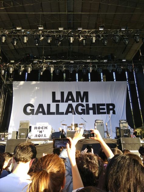 Liam Gallagher. #DCODE #2017 #concierto #gig #Spain #Madrid Liam Gallagher Concert, Spain Madrid, Liam Gallagher, Rock N, Madrid, Spain, Concert, Lifestyle, Quick Saves