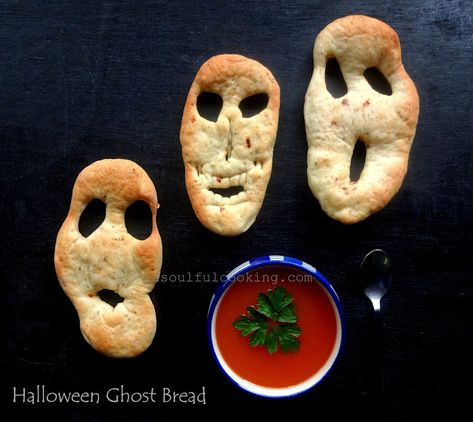 Ghost Bread, Witch Foods, Camping Potluck, Halloween Bread, Halloween Brunch, Snack Bread, Dried Pears, Halloween Camping, Bread Art