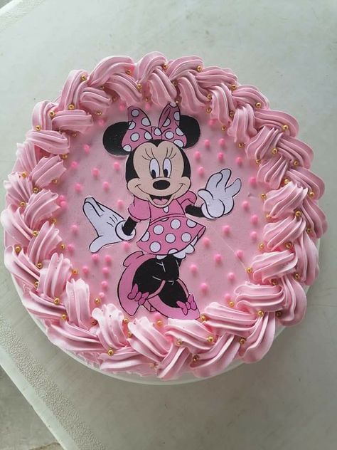 Minnie Mouse Ice Cream Cake, Τουρτα Minnie Mouse, Cute Birthday Cakes For Kids, Minnie Mouse Sheet Cake, Simple Minnie Mouse Cake, Minnie Mouse Birthday Cake Ideas, Minnie Mouse Cake Ideas, Minnie Mouse Pasta, Pastel Minnie Mouse