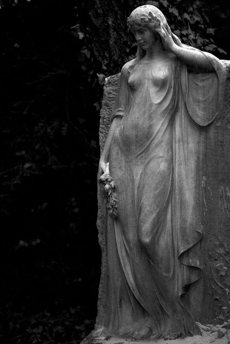 Camille Claudel – Danaé Era Victoria, Cemetery Angels, Cemetery Statues, Camille Claudel, Classic Sculpture, Angel Sculpture, Cemetery Art, Auguste Rodin, Greek Sculpture