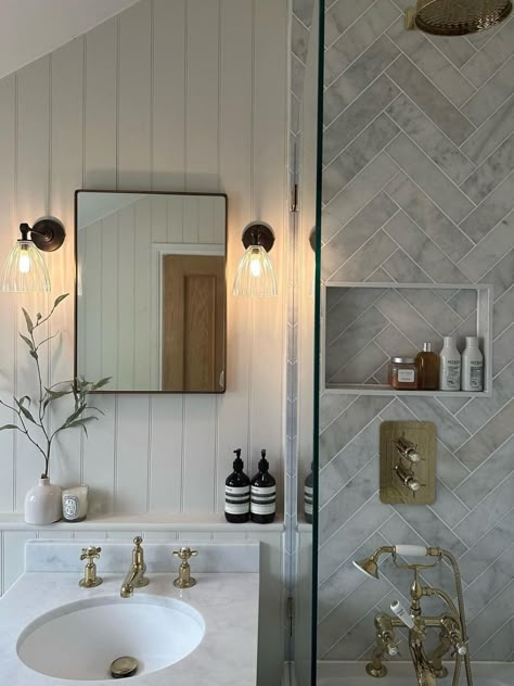 The perfect blend of classic charm and contemporary luxury, creating spaces that evoke a sense of nostalgia while embracing the best of today's design trends. Elevate your daily routine in style with the intricate details and superior craftsmanship that only JTP can provide. 📸: Finnerz Home Herringbone Tile Bathroom, Modern Traditional Bathroom, Timeless Bathroom Design, Timeless Bathroom, Herringbone Tile, Downstairs Bathroom, Bathroom Inspiration Decor, Upstairs Bathrooms, Bathroom Inspo