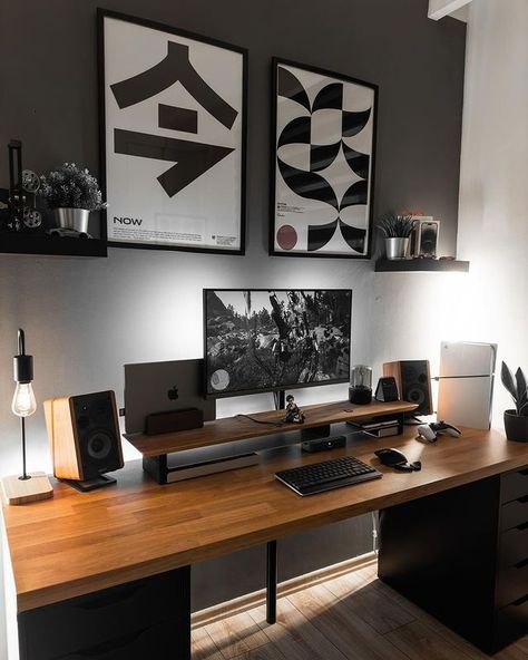 Make sure you save this one 👀 you’ll thank me later 🤝 - Welcome to the official CDS Pinterest account. We post daily workspaces, desk setups, and home offices for your inspiration. - All credit goes to @n7lawi - #desksetup #workspace #homeoffice #officeinspiration #minimalist #deskdecor #workspaceinspiration #workfromhome #deskgoals #deskorganization #officedesign #deskstyling #officegoals #homedecor #desksetupgoals Coding Office Setup, Industrial Pc Setup, Black And Wood Gaming Room, Small Gaming Desk Ideas, Minimalist Gaming Desk Setup, Small Setup Ideas, Gamer Home Office, Desks Ideas For Men, Gaming Room Setup Minimalist